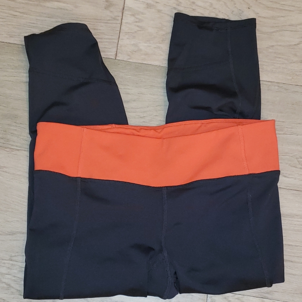 Gap Body capris